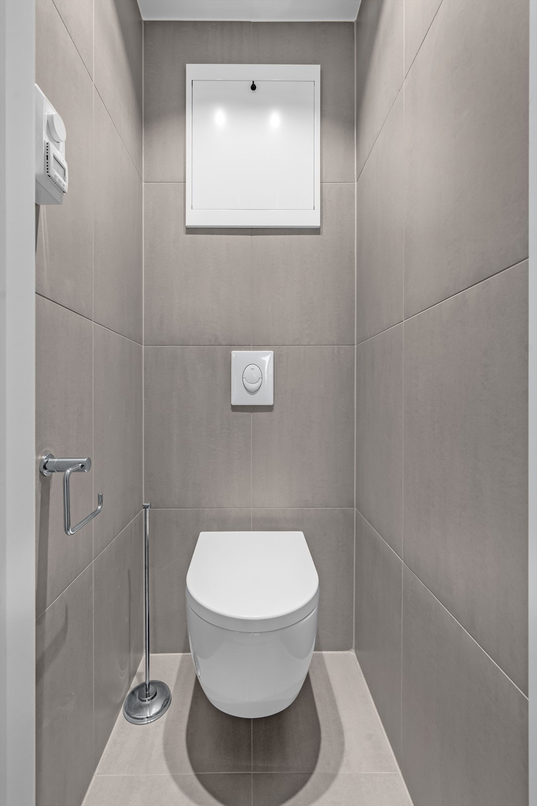 Toalettrommet ble totalrenovert samtidig med badet. Galleribilde