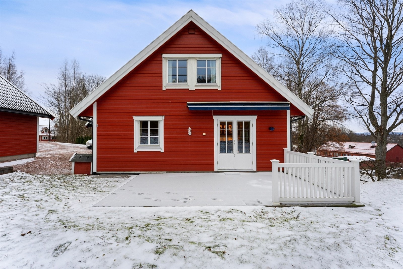 Terrassen med adkomst fra spisestuen Galleribilde