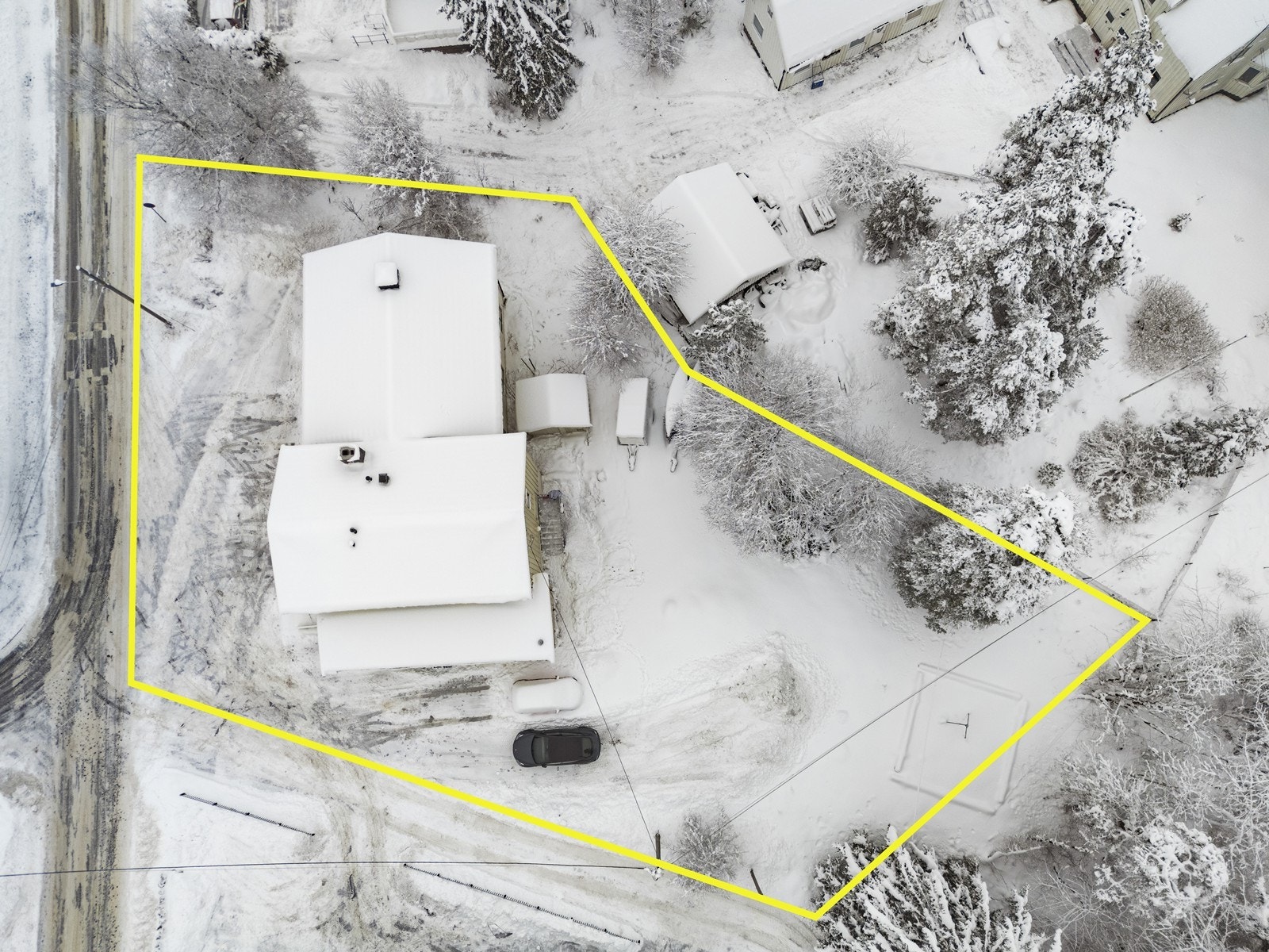 Illustrasjon av tomtens form og plassering i terrenget. Galleribilde