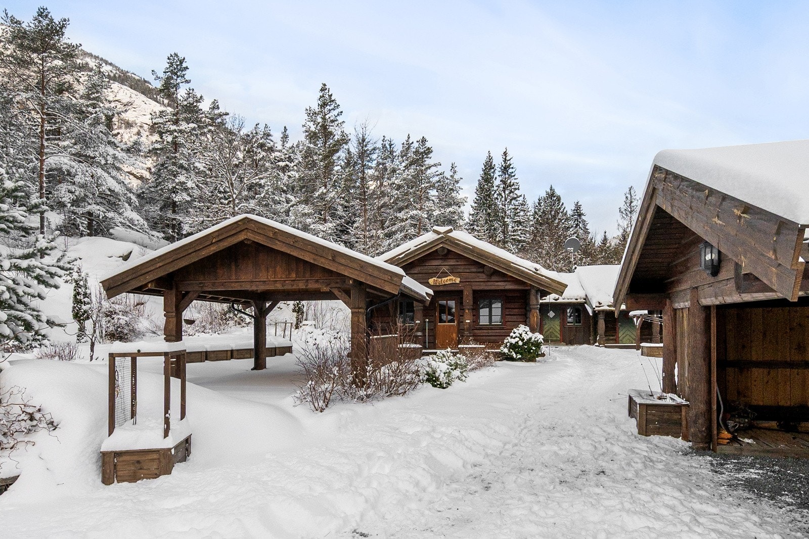 Det er flere hyggelige uteplasser. Galleribilde