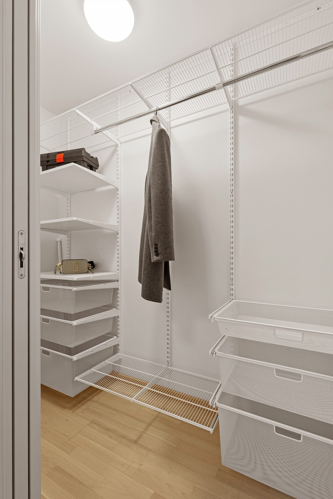 Bodarealet som gir mulighet for en praktisk walk-in løsning. Galleribilde