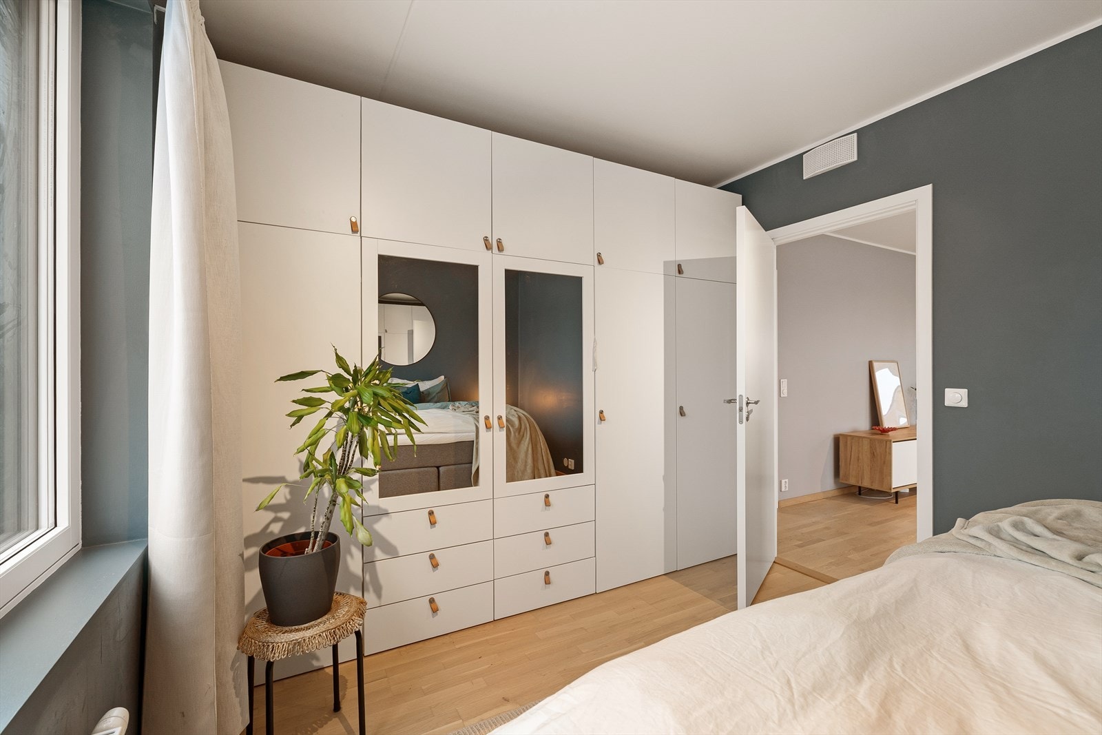 Boligen har balansert ventilasjon som sikrer et godt inneklima. Galleribilde