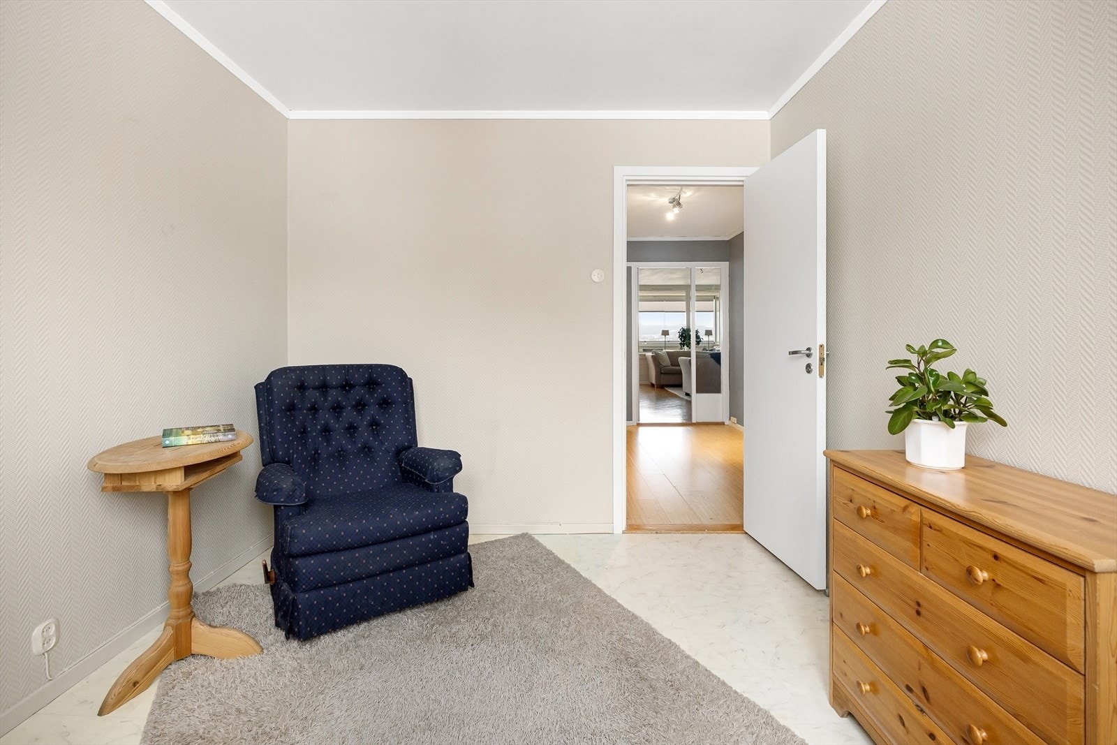 Rommet passer perfekt som barnerom, gjesterom eller kontor. Galleribilde