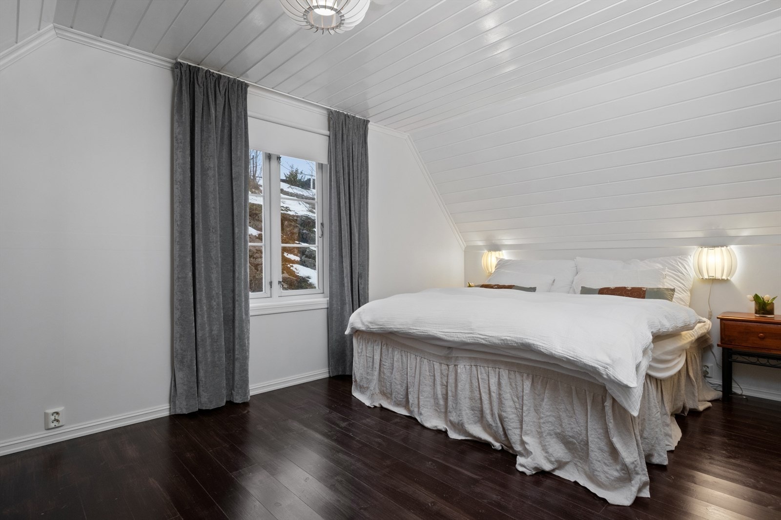 2. etasjen byr på 5 soverom totalt. Galleribilde