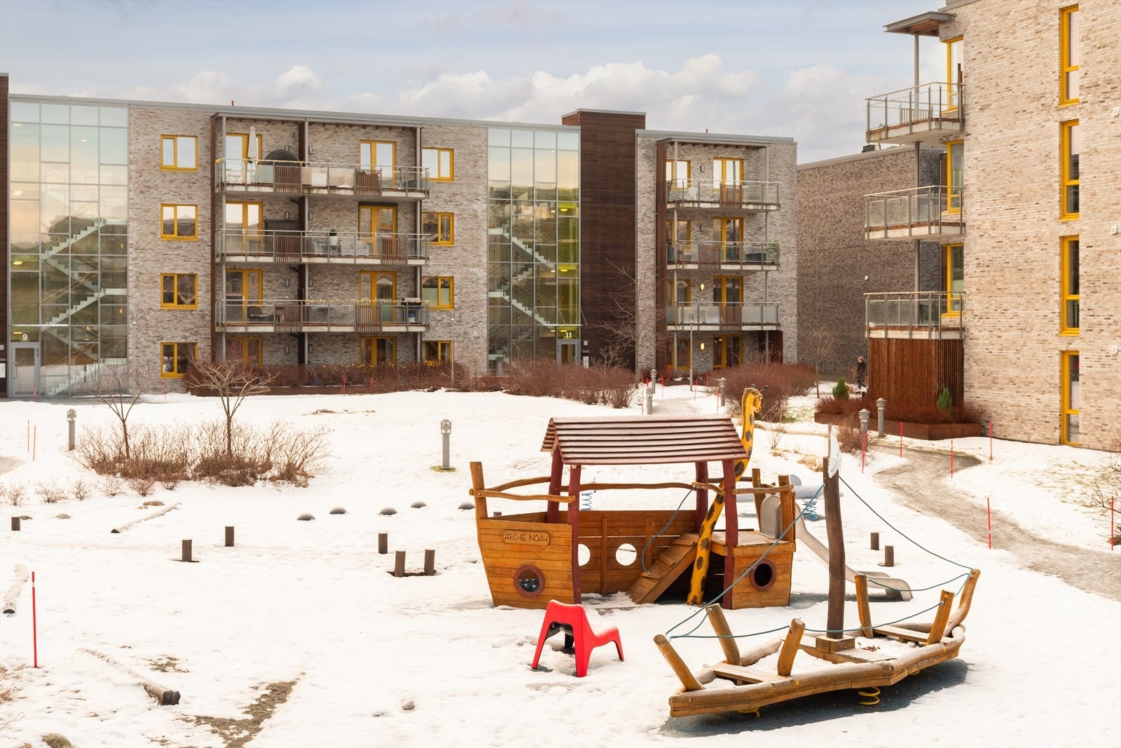 Området byr også på flere gode turmuligheter og treningsfasiliteter, enten i marka, på fotballbanen, inne på treningssenter eller i Ranheim friidrettshall. Galleribilde