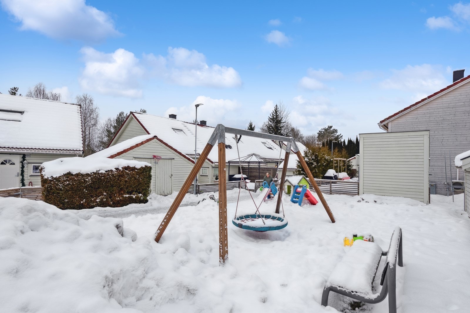 Lekeplass for de minste rett utenfor Galleribilde