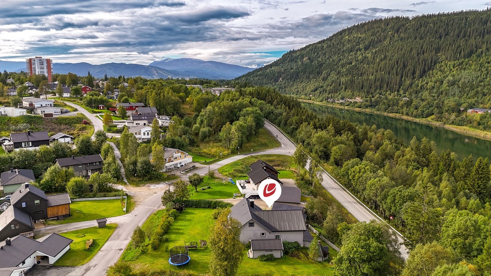 Området passer utmerket for familier med barn, førstegangs etablerere og godt voksne. Galleribilde