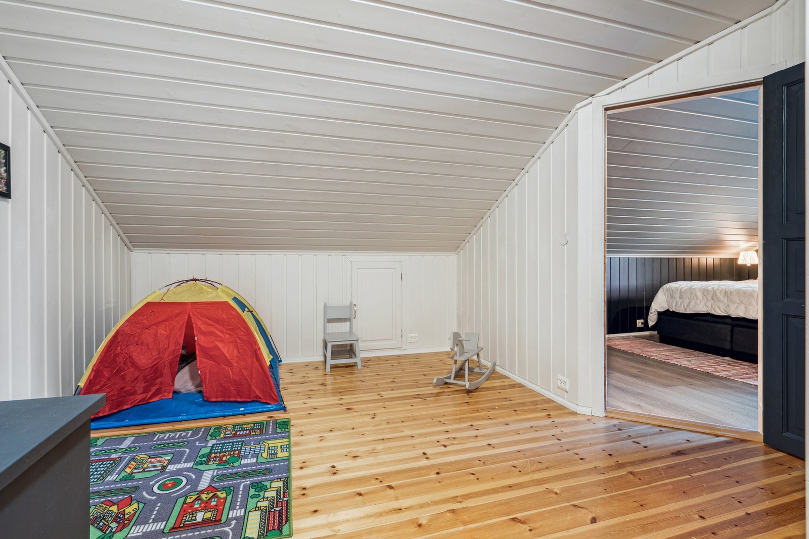 Loftstuen Galleribilde