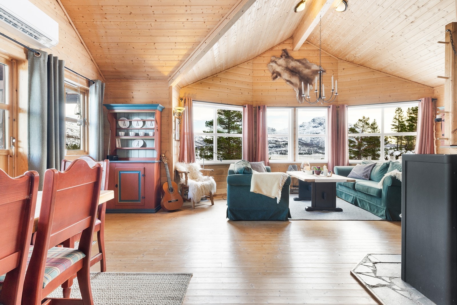 Gjennomført stil med flotte detaljer. Galleribilde