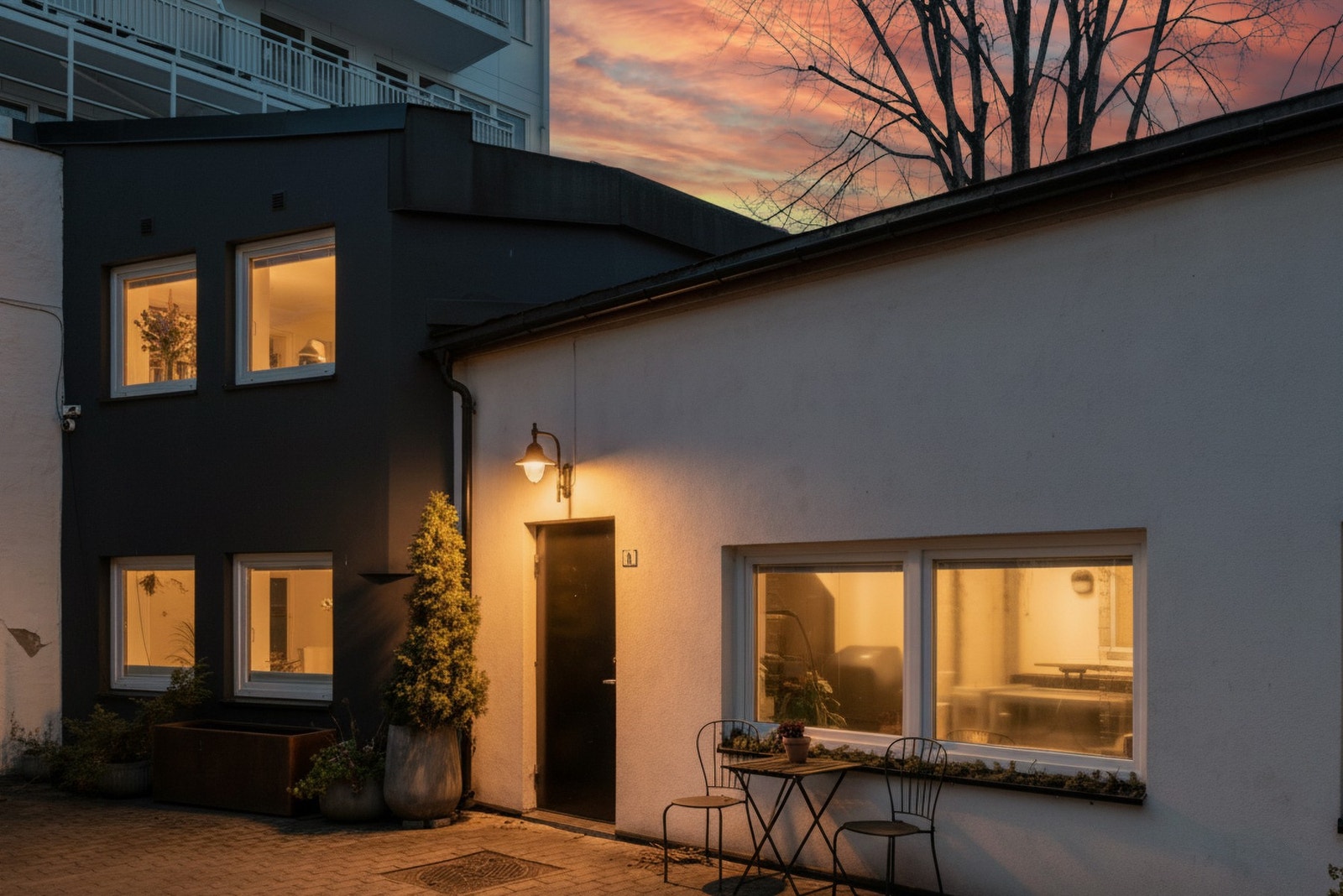 Velkommen til Karlstadgata 8 A, presentert av Anders Wekre v/EIE Majorstuen & St.Hanshaugen. Foto: Lars-Petter Skillestad v/Fotostallen. Galleribilde