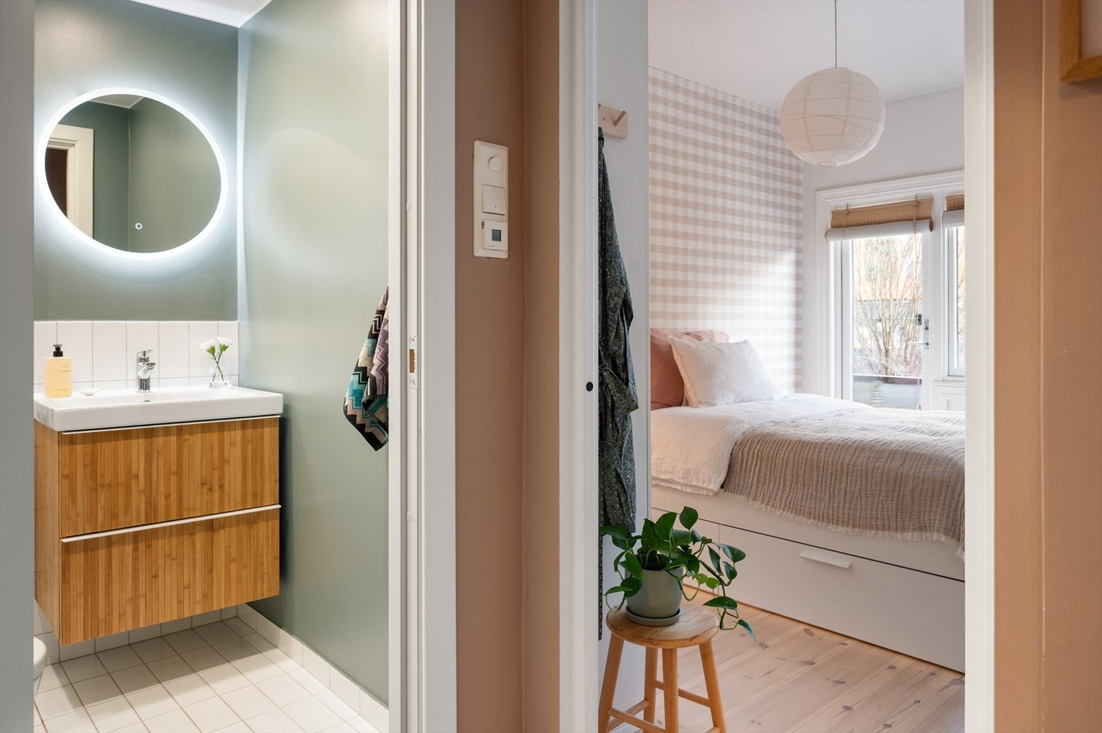 Da tar vi turen til badet som er pusset opp i 2021. Galleribilde