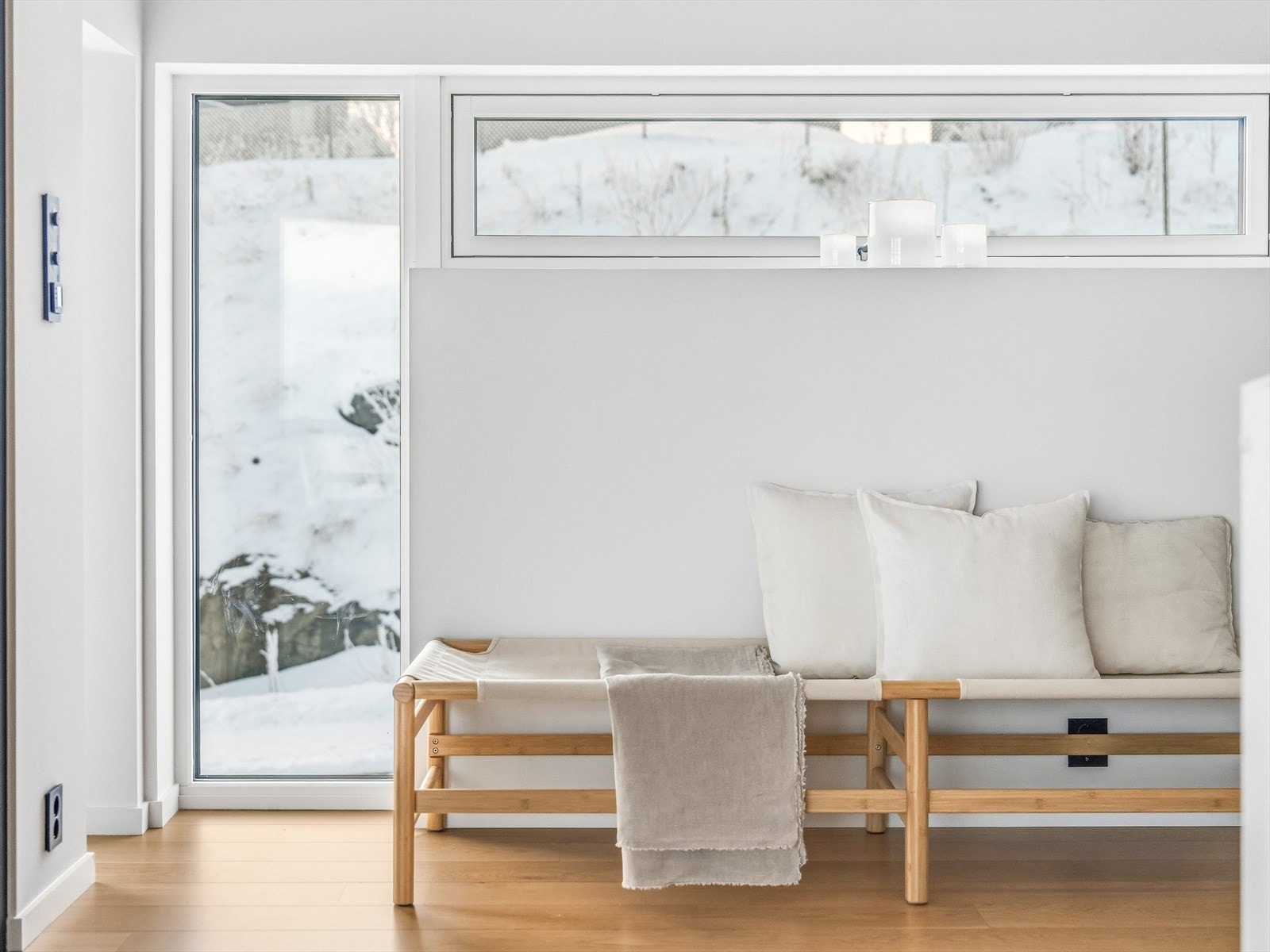 I gangen er det god plass til diverse pryd- og oppbevaringsmøblement. Galleribilde