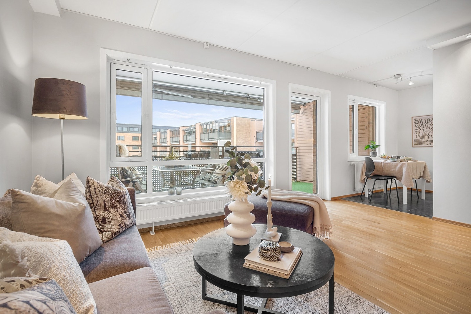 Stuen er fin og har en god atmosfære Galleribilde