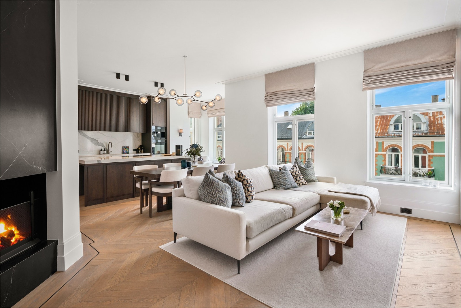 Storslått Frogner-leilighet med hybeldel, 3m takhøyde, gjennomgående og renovert - Ny heis fra 2025 Galleribilde