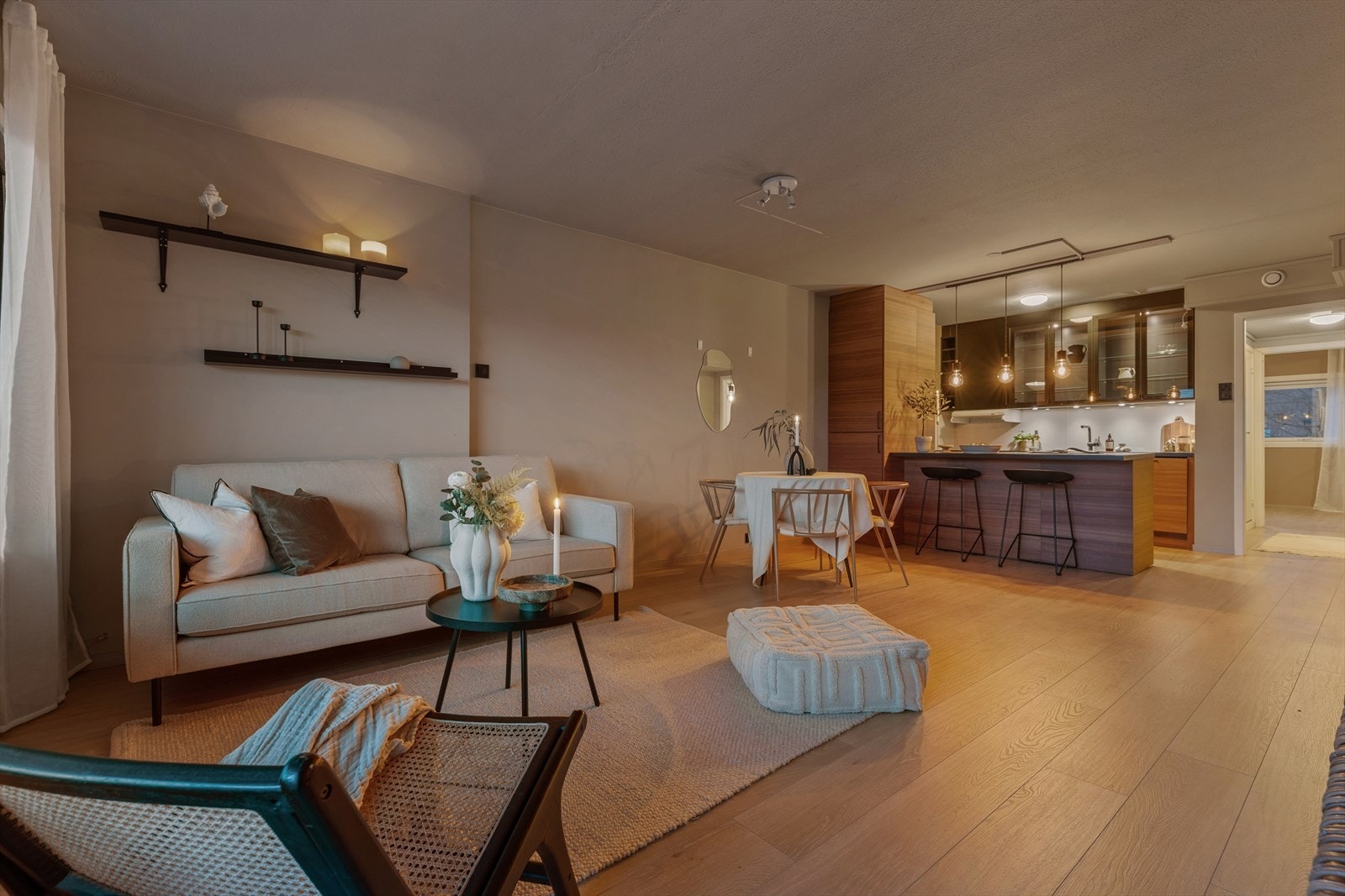 Utrolig flott leilighet med god standard på Varatun. Galleribilde