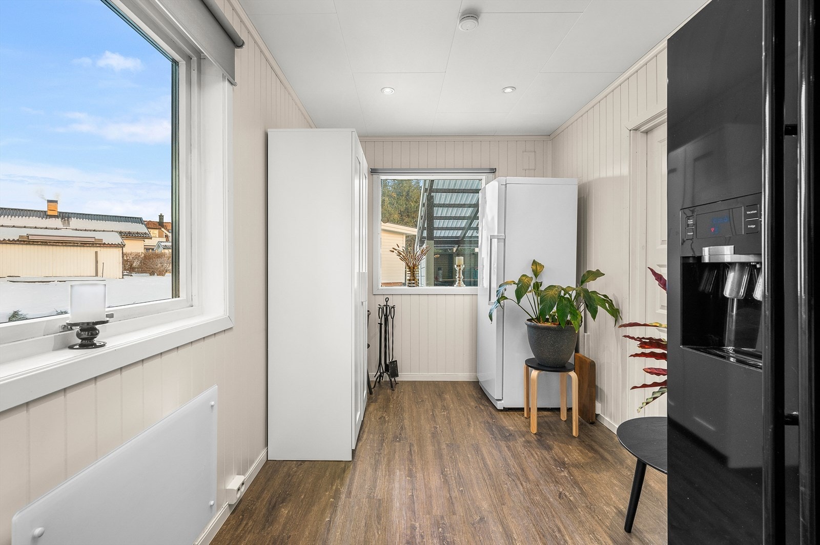 Utbygd del av kjøkken som også kan innredes som grovkjøkken Galleribilde