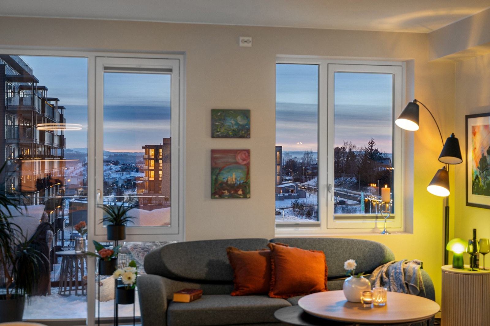 Herlig utsikt fra stuevinduene. Galleribilde