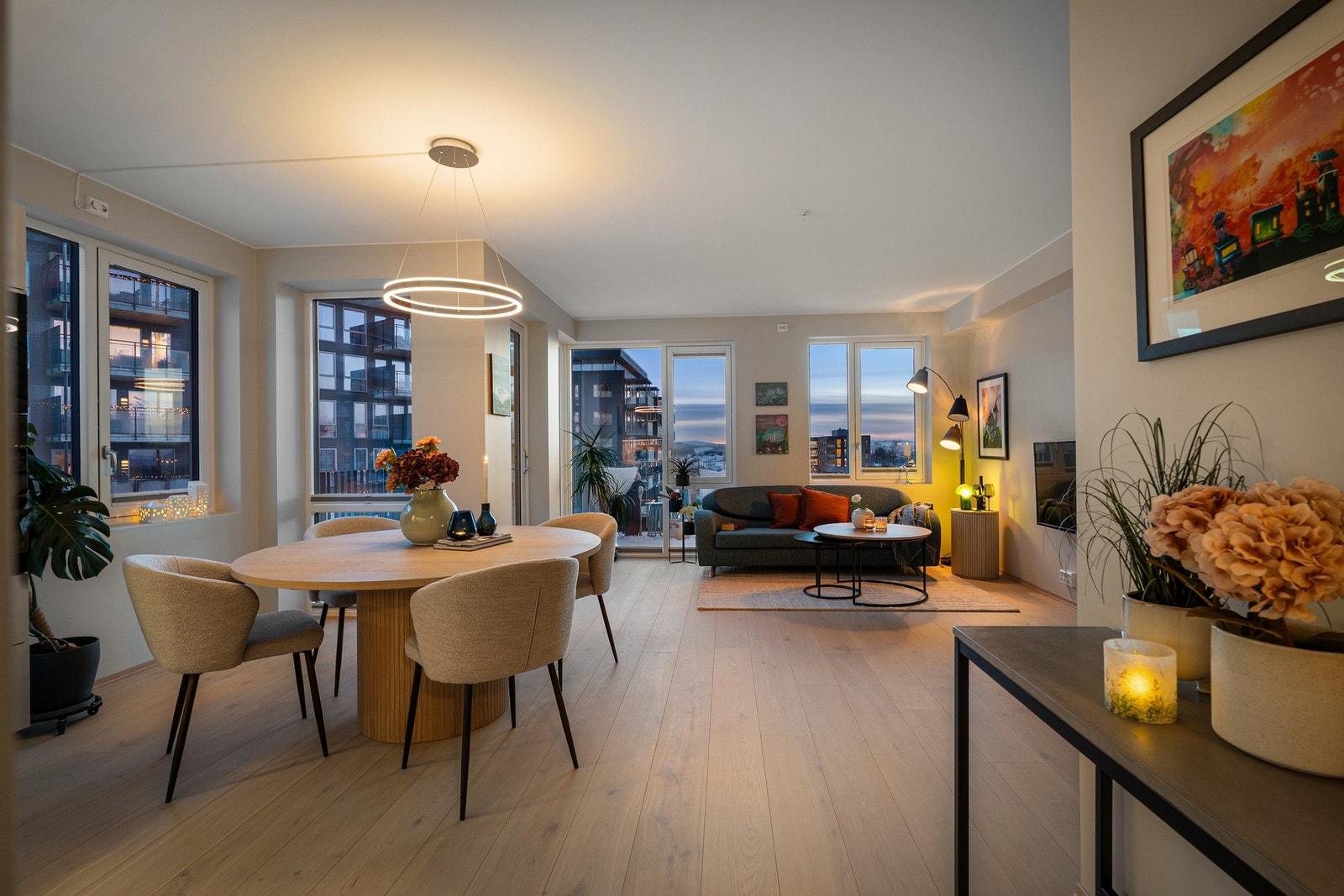 David Novosad v/ EiendomsMegler1 presenterer Anna Haarsakers veg 14 A. Galleribilde