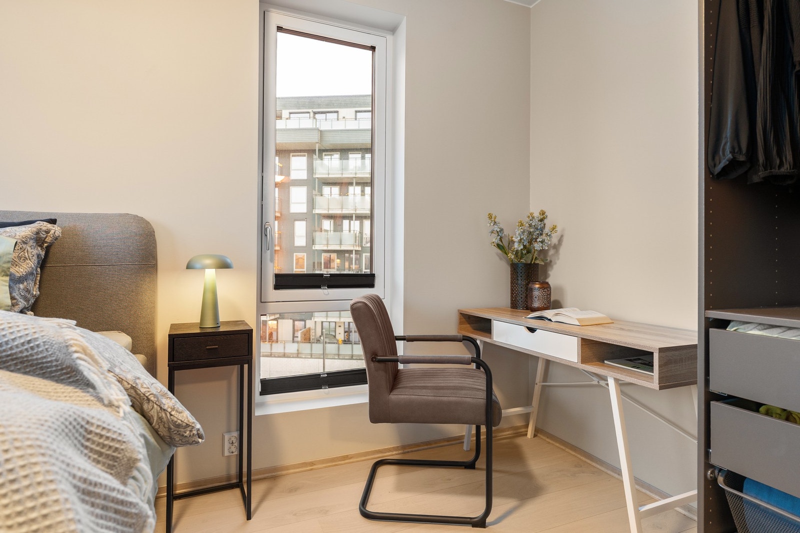 Spesialtilpassede plissegardiner på soverommene. Galleribilde