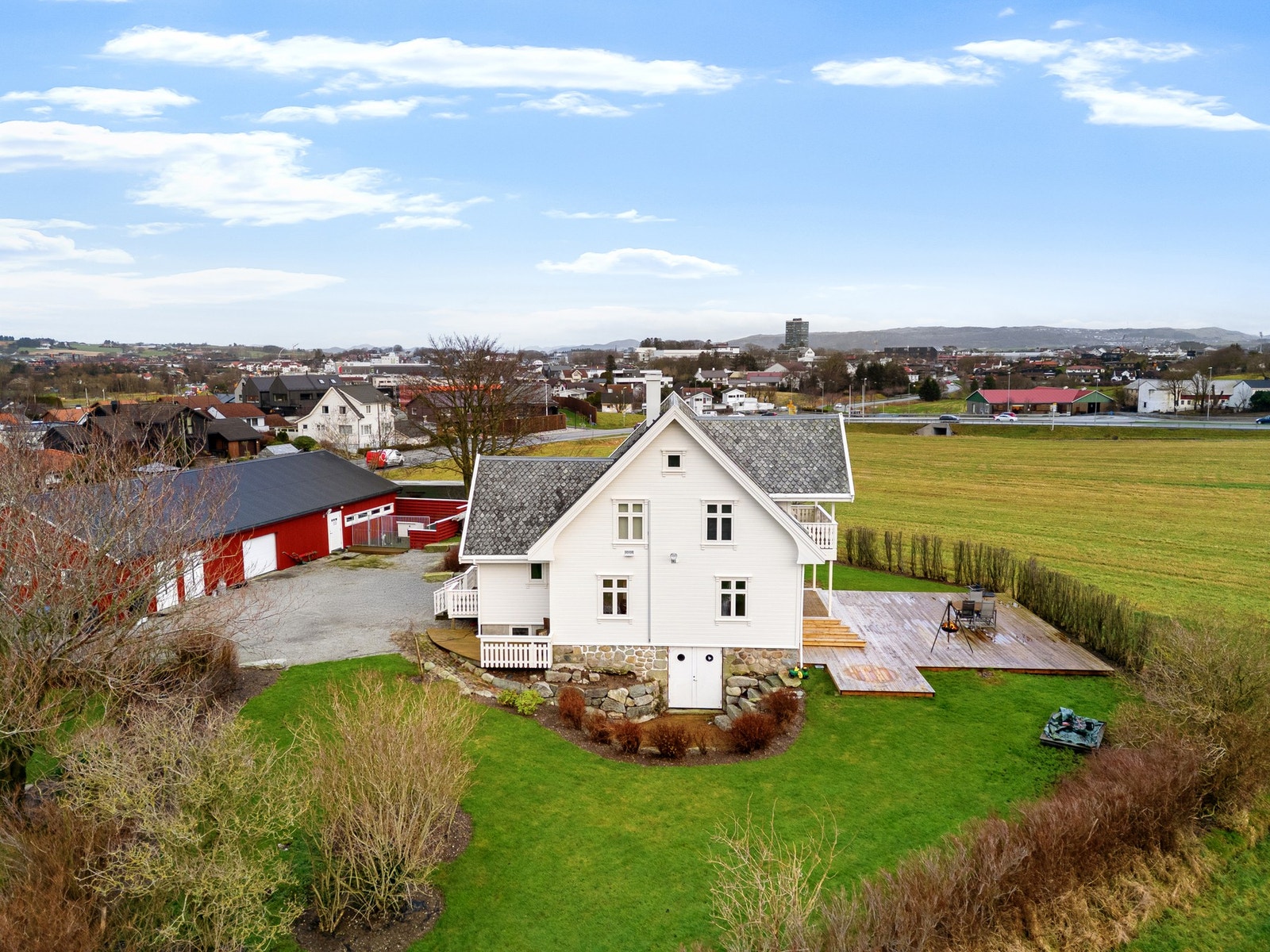 Velkommen til Grødelandsvegen 18 - Presenteres av Stian Løge v/PrivatMegleren Jæren. Galleribilde