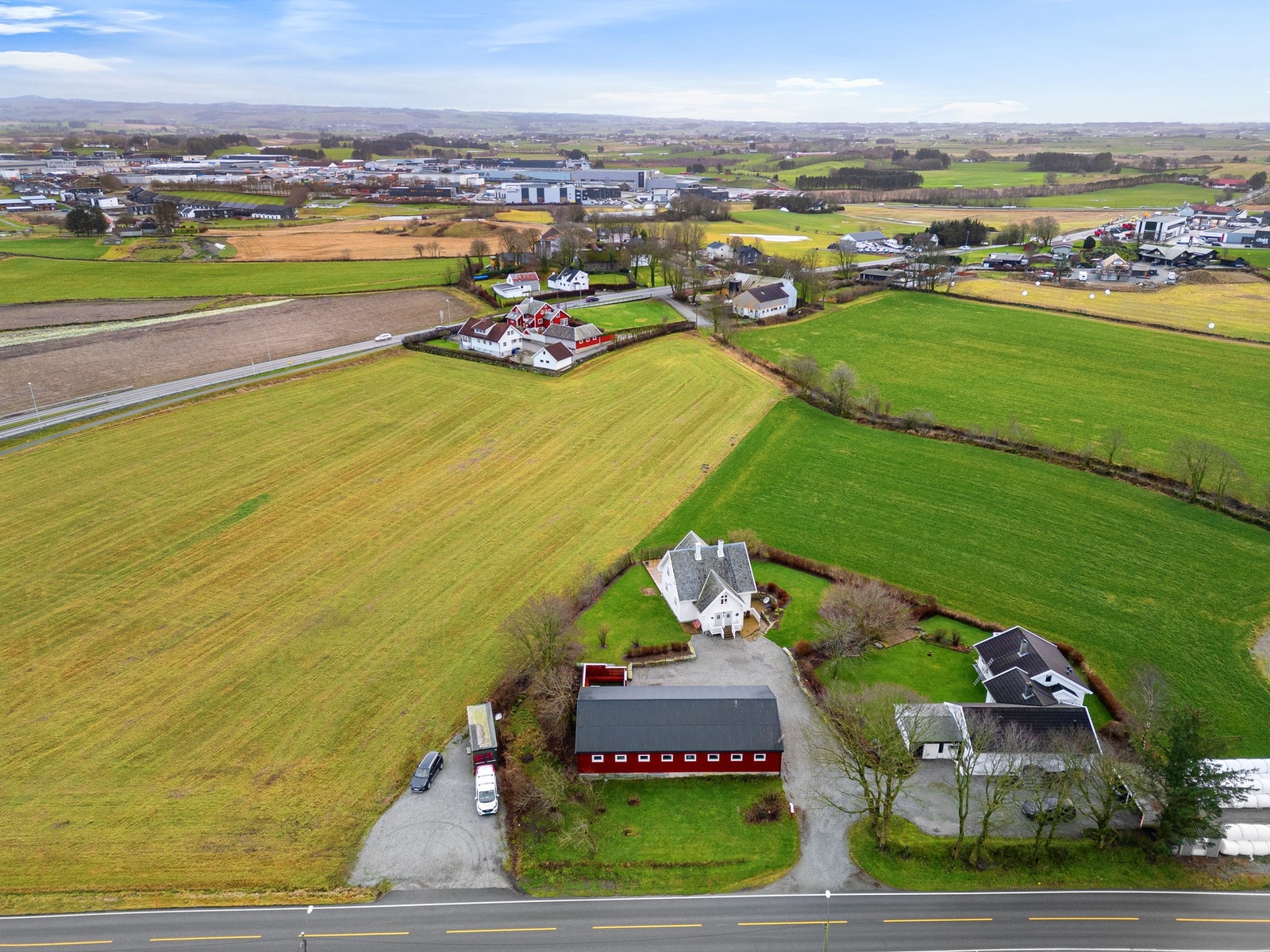 For golfentusiaster kan Jæren golfklubb tilby en 9-hulls høykvalitetsbane, 6-hulls treningsbane og driving-range. Galleribilde