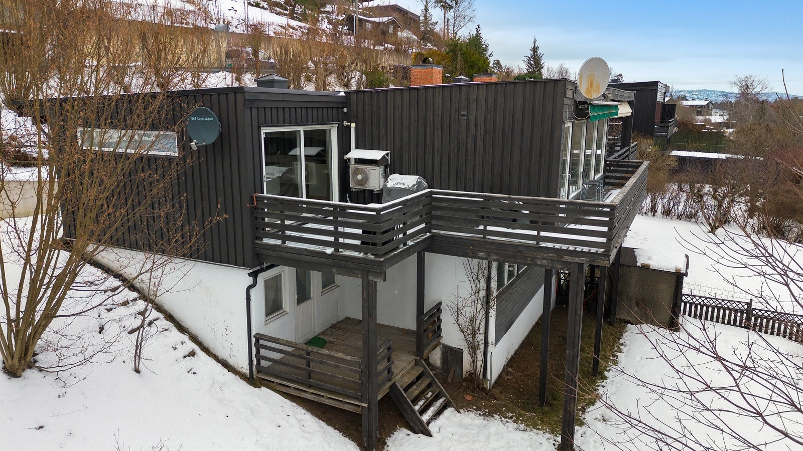 Utgang til veranda fra stue Galleribilde