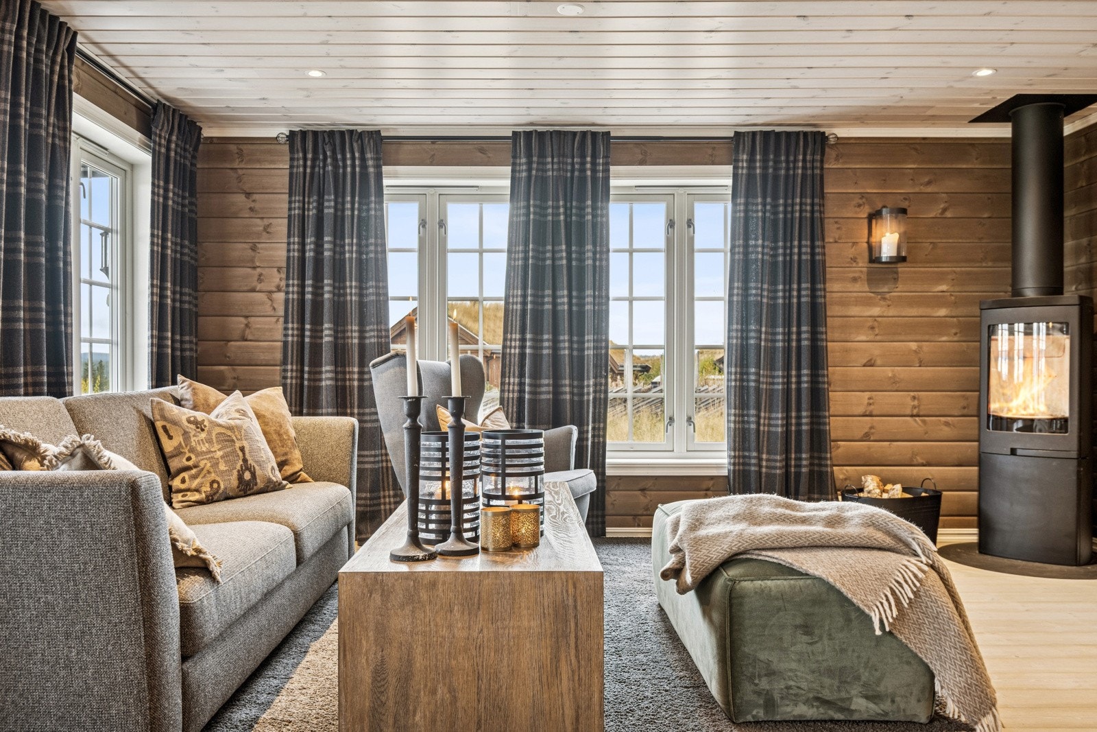 Hele hytta oppleves som svært godt ivaretatt og inne er det et helhetlig og delikat preg i alle rom. Galleribilde