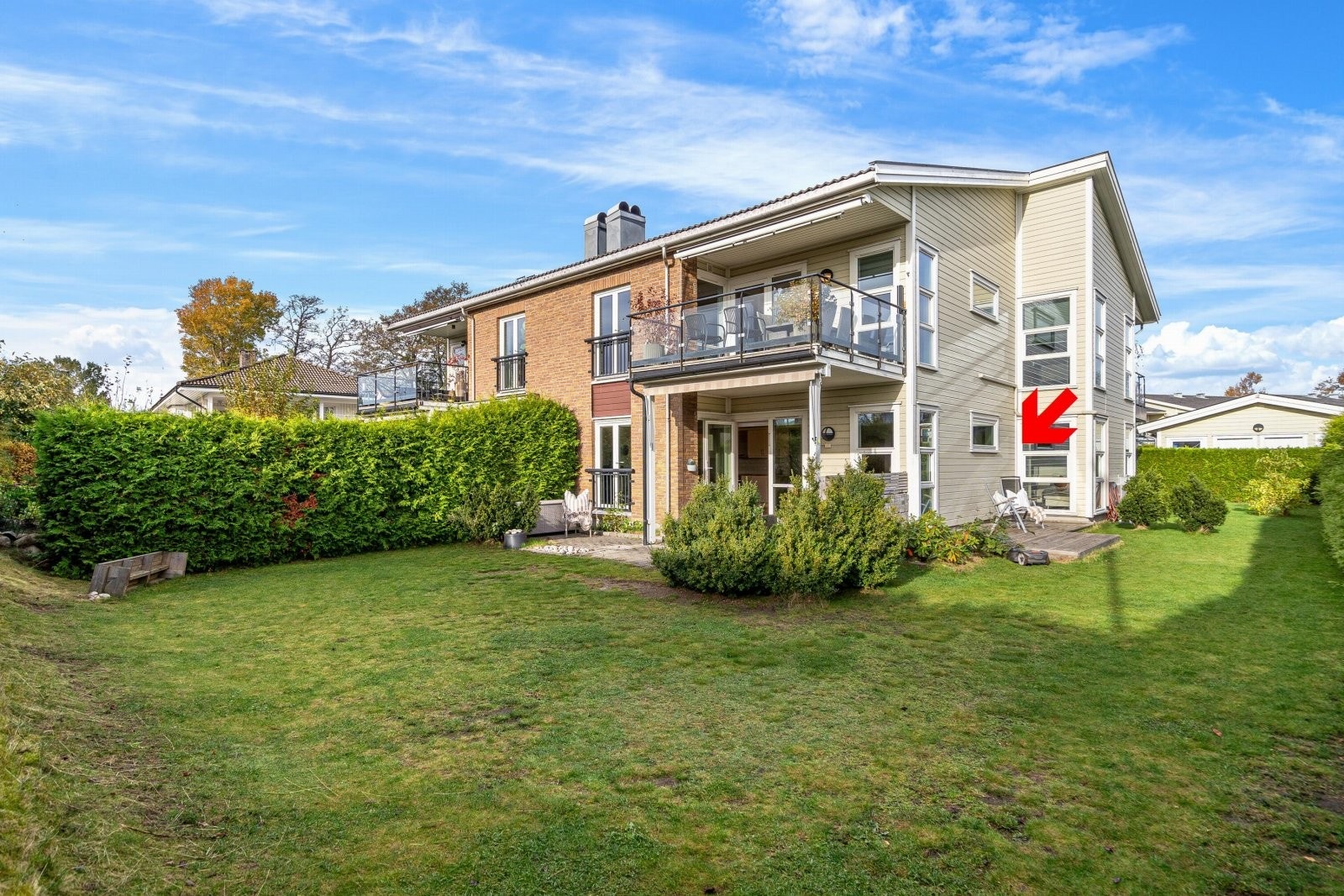 Velkommen til Ringshaugtunet 8A og denne flotte leiligheten beliggende i 1. etasje Galleribilde