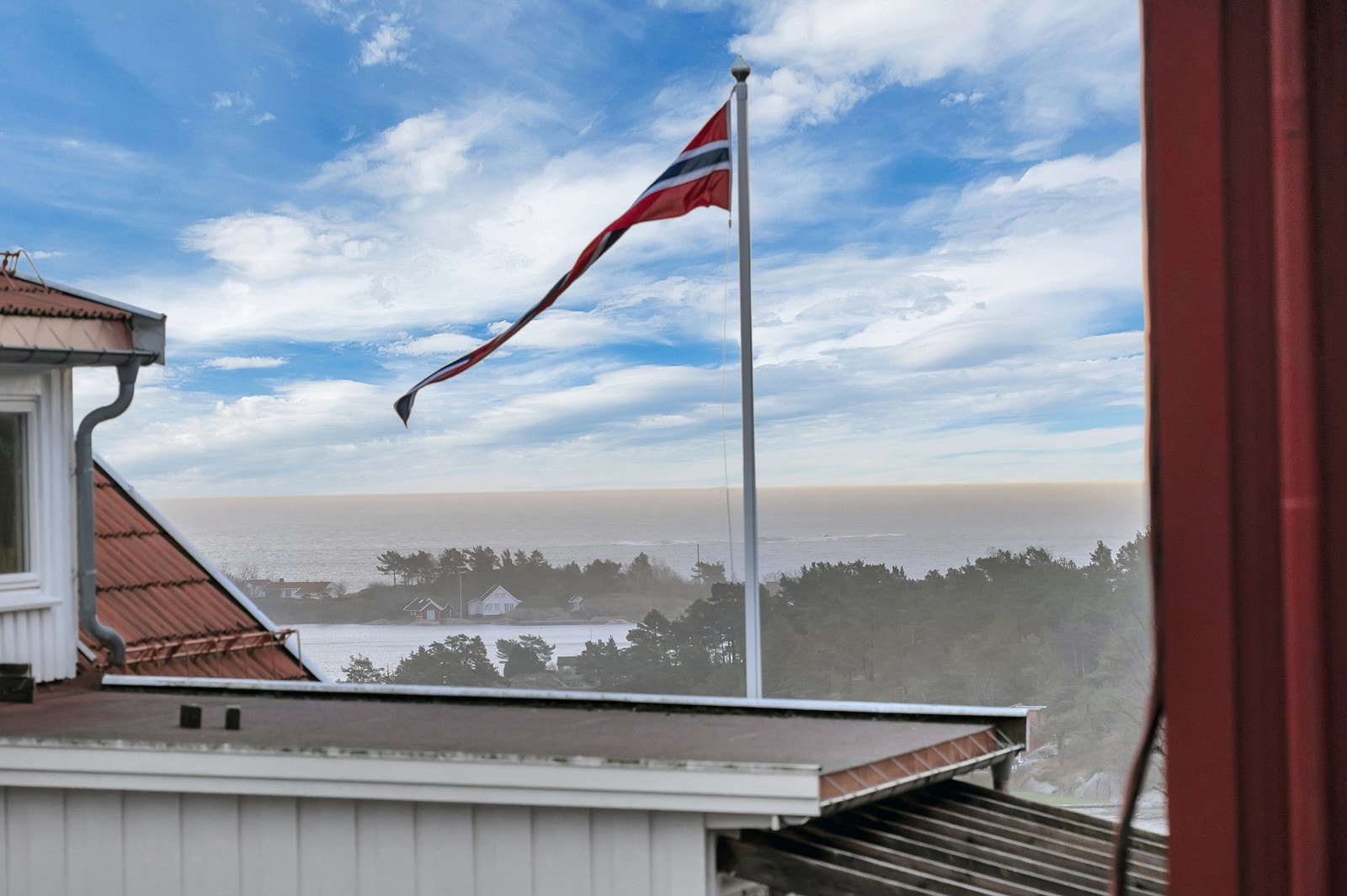 Utsikt fra stue. Galleribilde