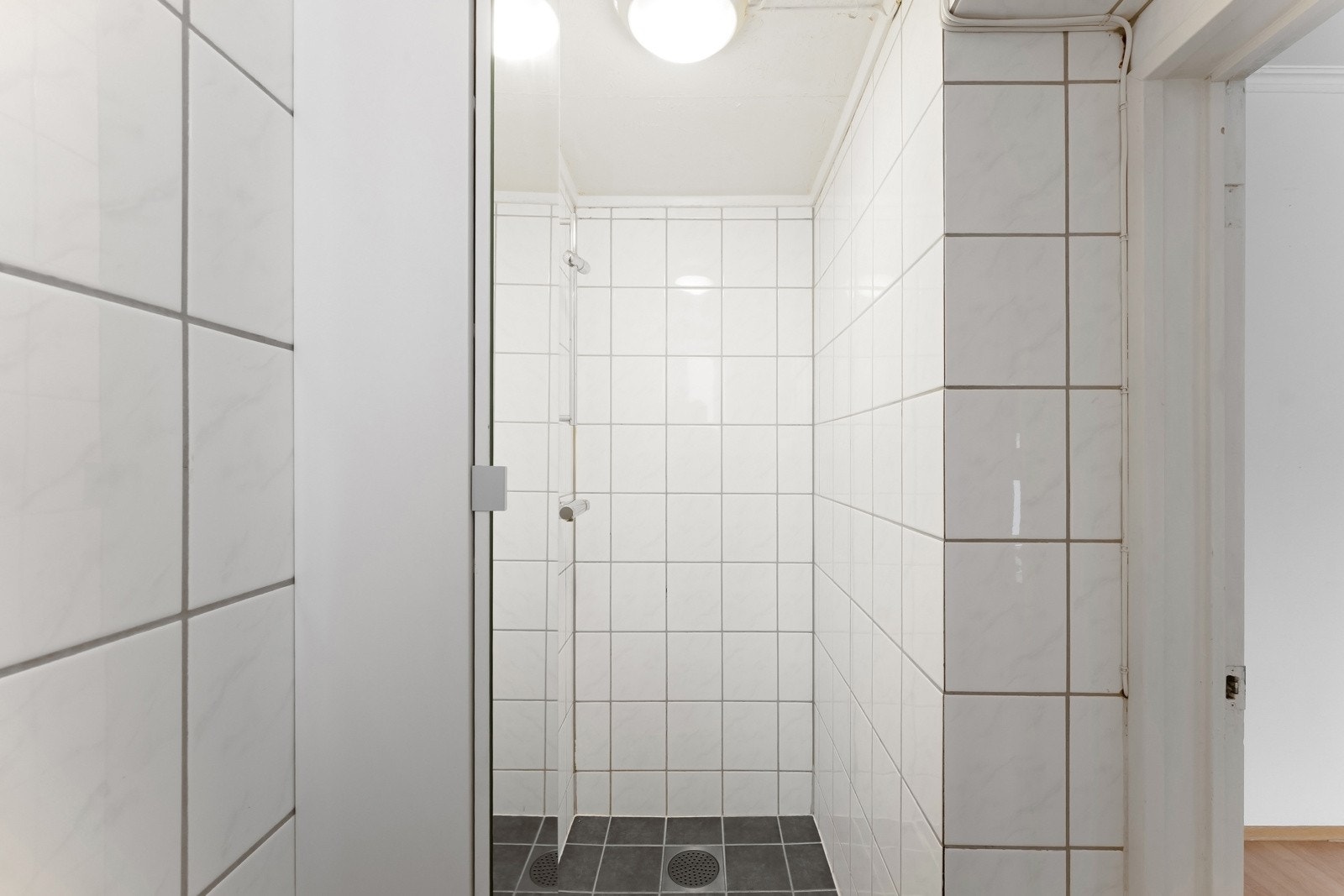 Dusjsone Galleribilde