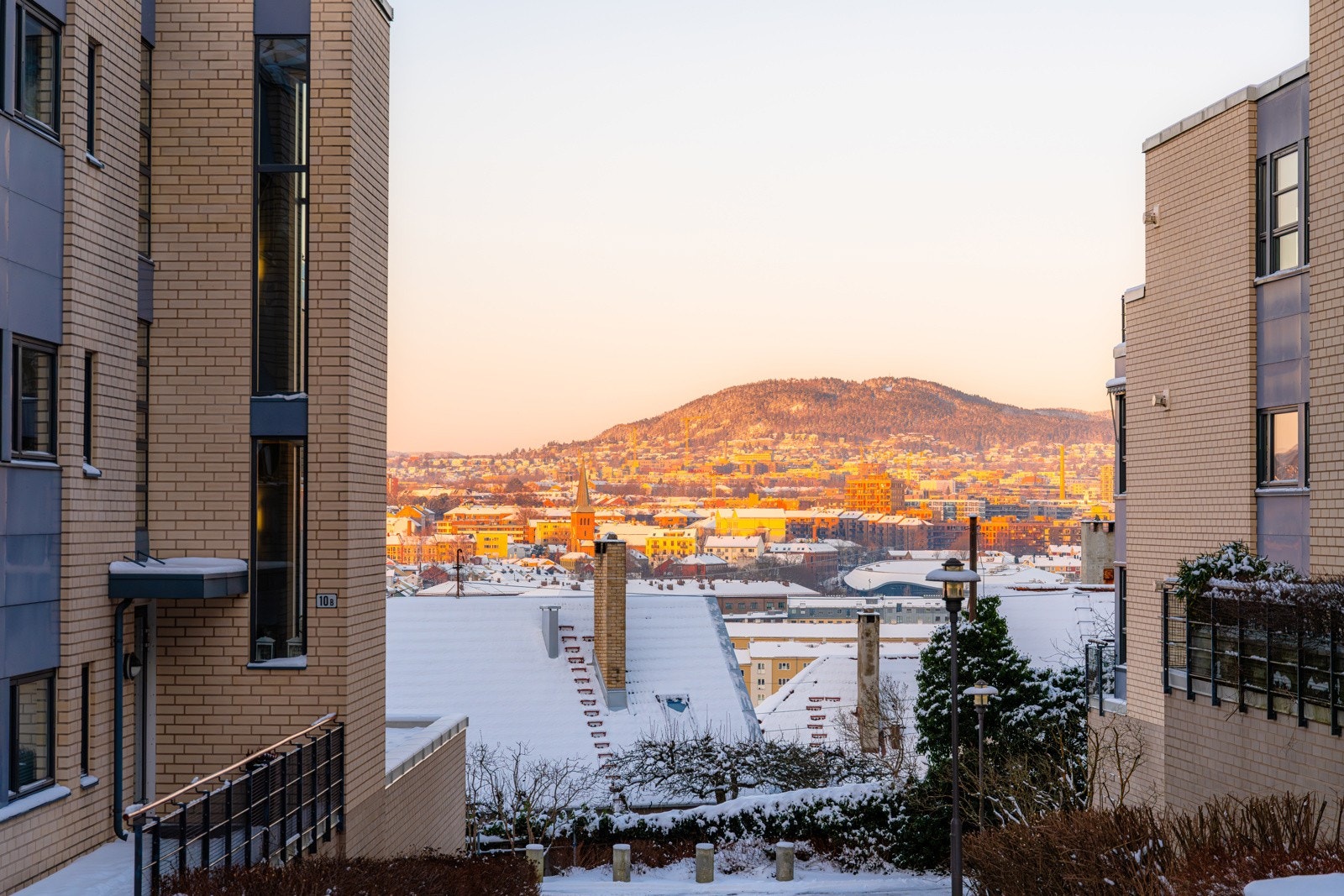 En vellykket blanding av nybygg og omfattende rehabilitering av gammel, historisk bebyggelse har gjort Arcatanderbyen til et attraktivt boområde. Galleribilde
