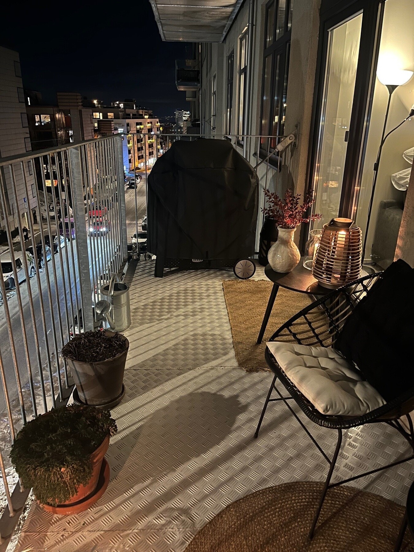 Kveldsstemning på balkong (bilde tatt av selger) Galleribilde