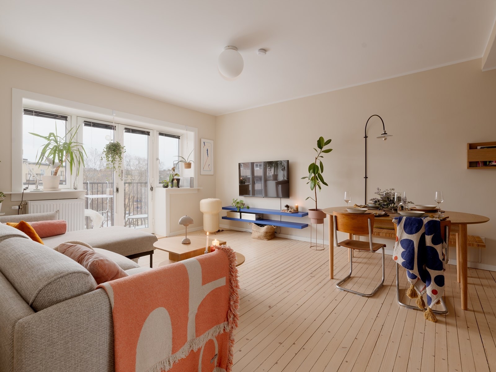 Velkommen til Trondheimsveien 171 (vendt i sin helhet mot Bjørn Stalleres vei)! Galleribilde