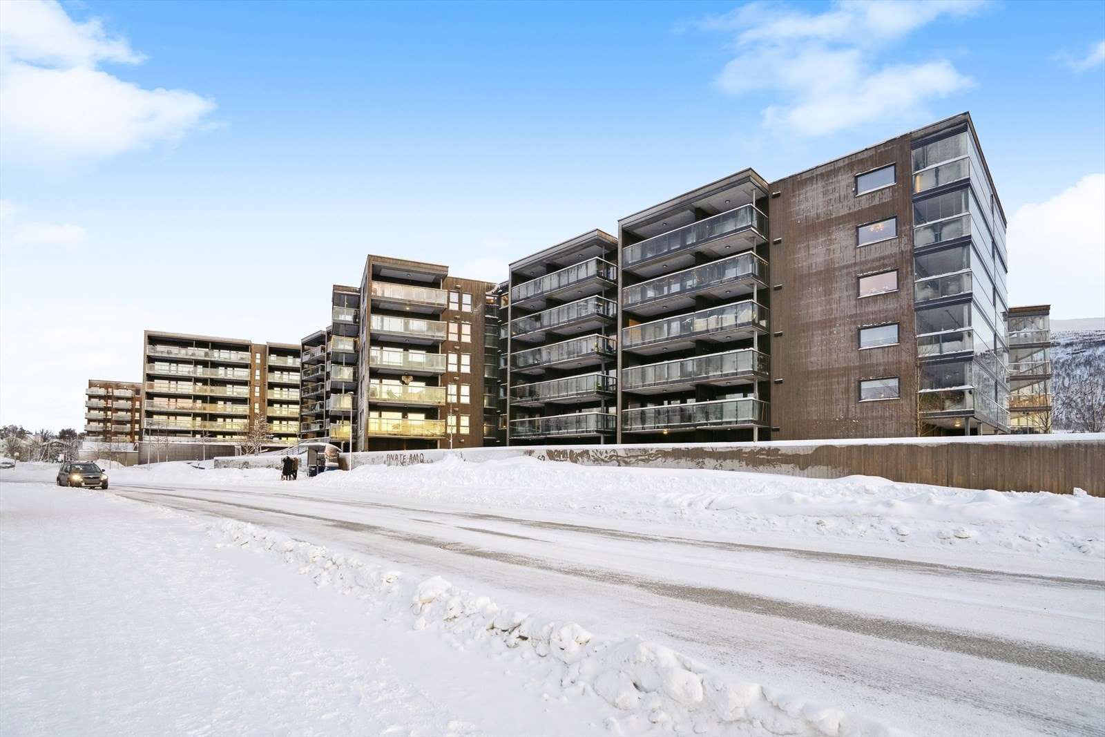 Borettslaget Bjerkaker Sjøpark D er et frittstående borettslag. Boligselskapet består av 79 boliger. Velkommen til visning! Galleribilde