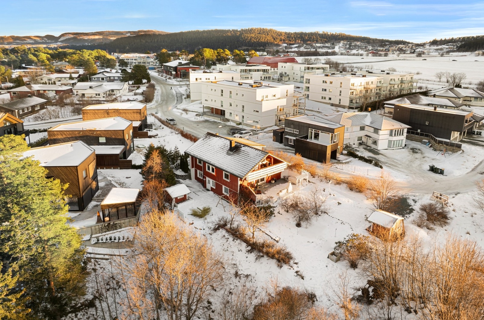 Charlottenlund er veldig barnevennlig og det er kort vei til barne-, ungdoms- og videregående skole. Galleribilde