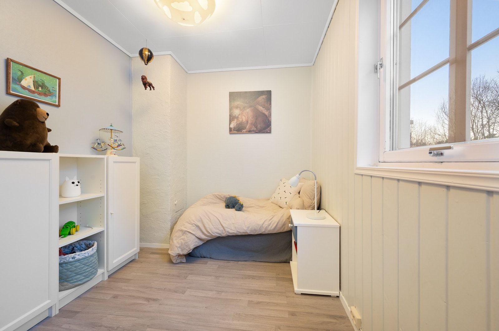 Gang (benyttes som kontor og er ikke omsøkt hos kommunen, se pkt. "andre relevante opplysninger". Galleribilde