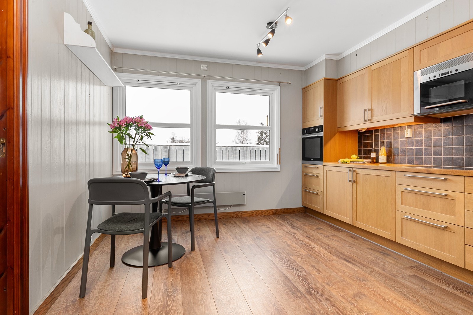 Romslig kjøkken Galleribilde