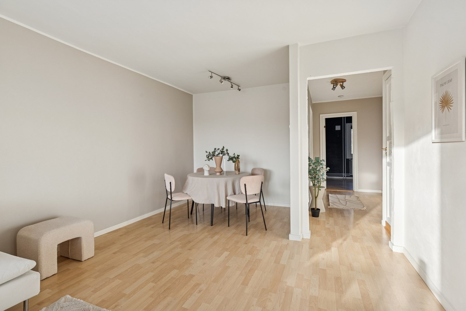 Her er både fyring, varrmtvann, TV og internett inkludert i de månedlige felleskostnadene Galleribilde