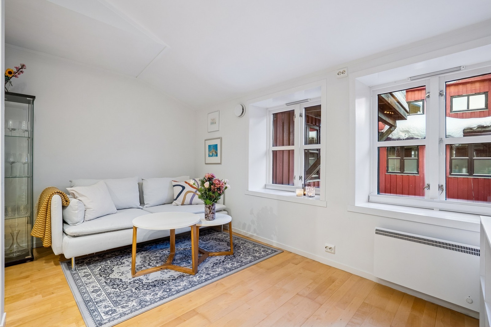 Det er flere møbleringsmuligheter i stuen Galleribilde