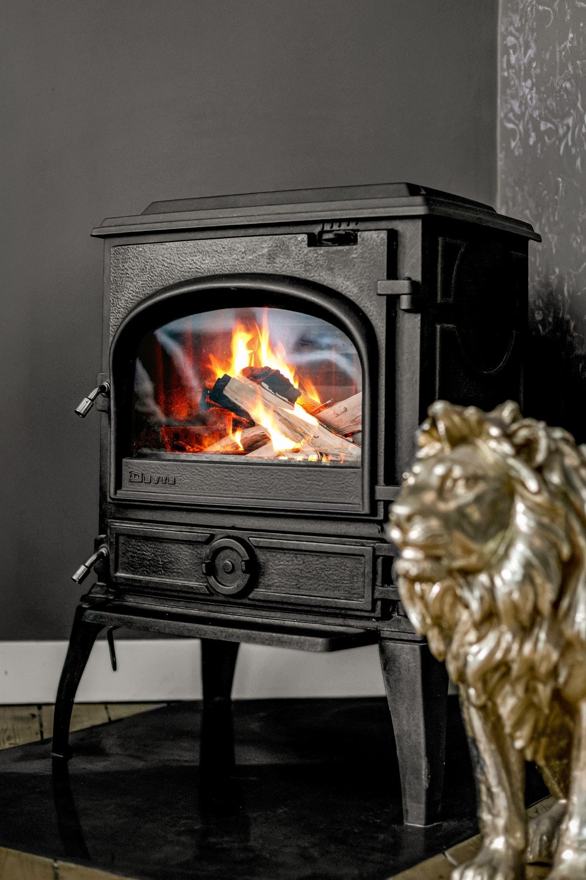 Vedovn som bidrar til både komfort og lavere oppvarmingskostnader. Galleribilde