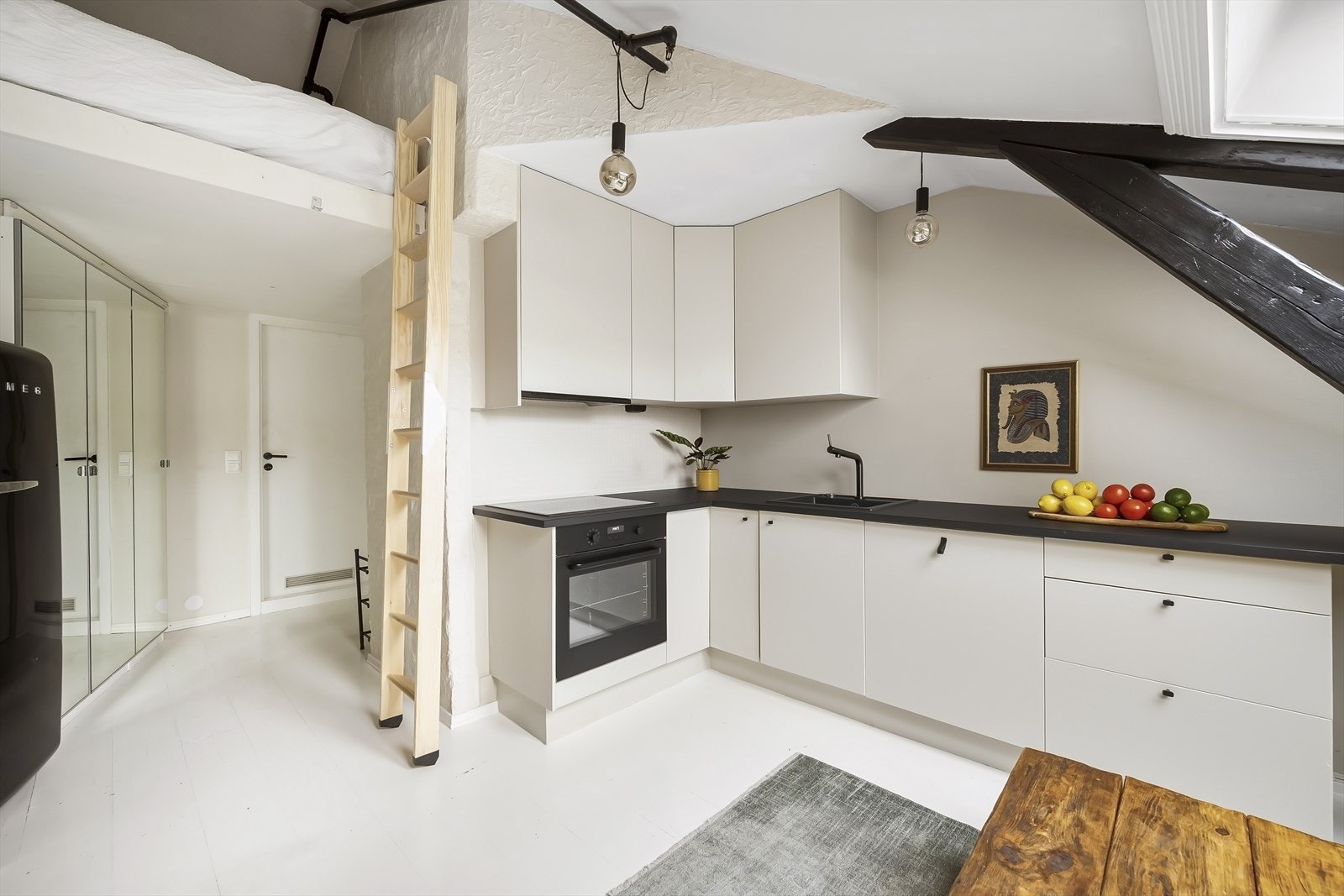 - Leiligheten ble bygget i 2005 og holder en fin standard - Galleribilde