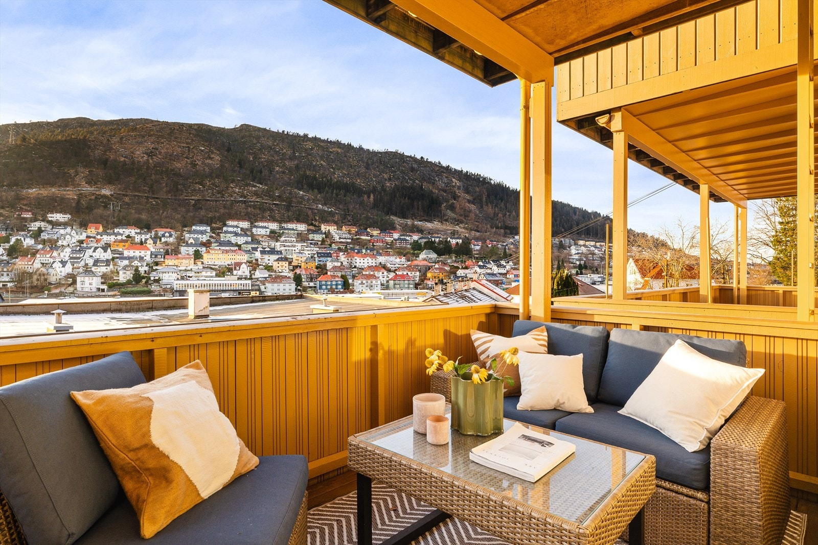 Flott utsikt fra balkong Galleribilde