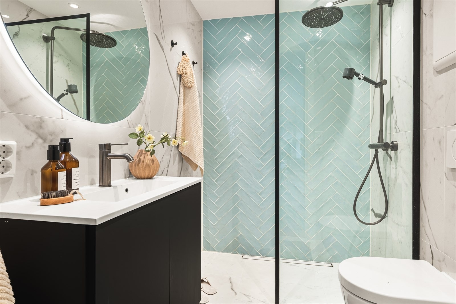 Morderne standard på bad Galleribilde