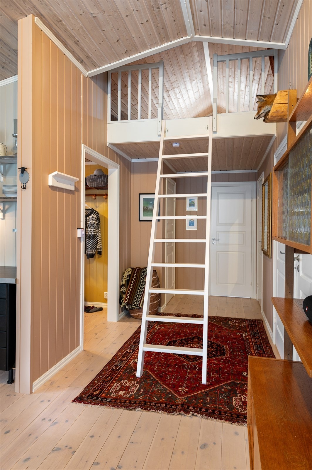 Stige/ trapp til hems. Galleribilde