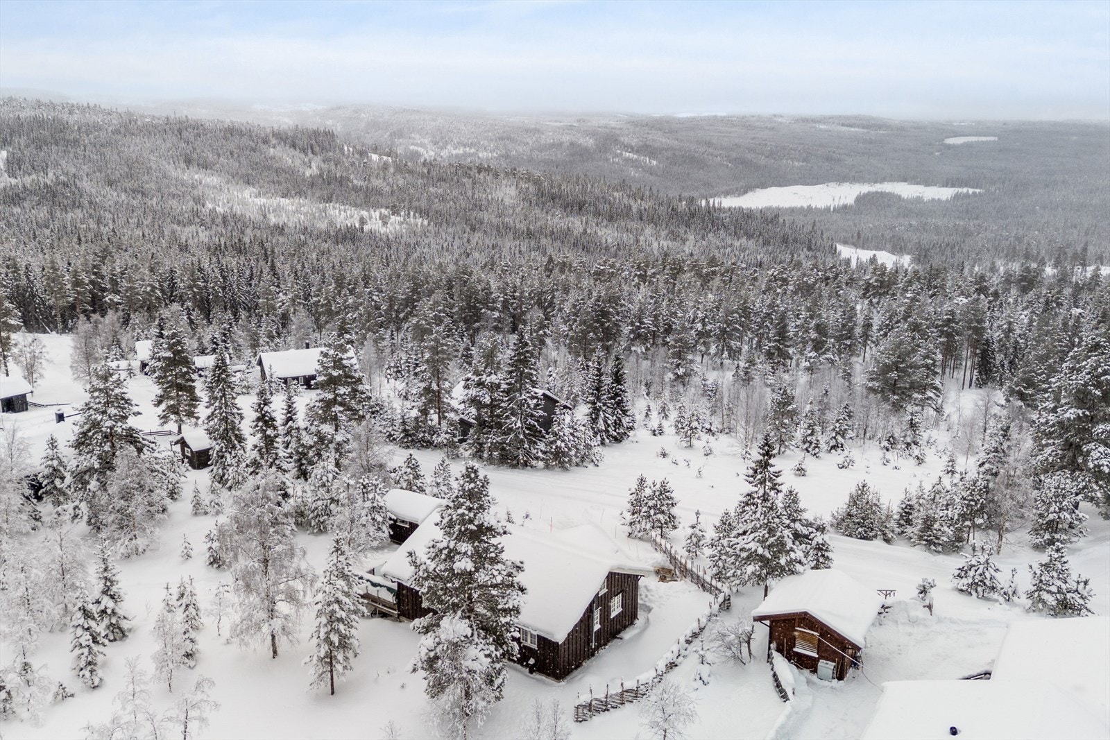 Fritidsbebyggelse i området rundt. Galleribilde