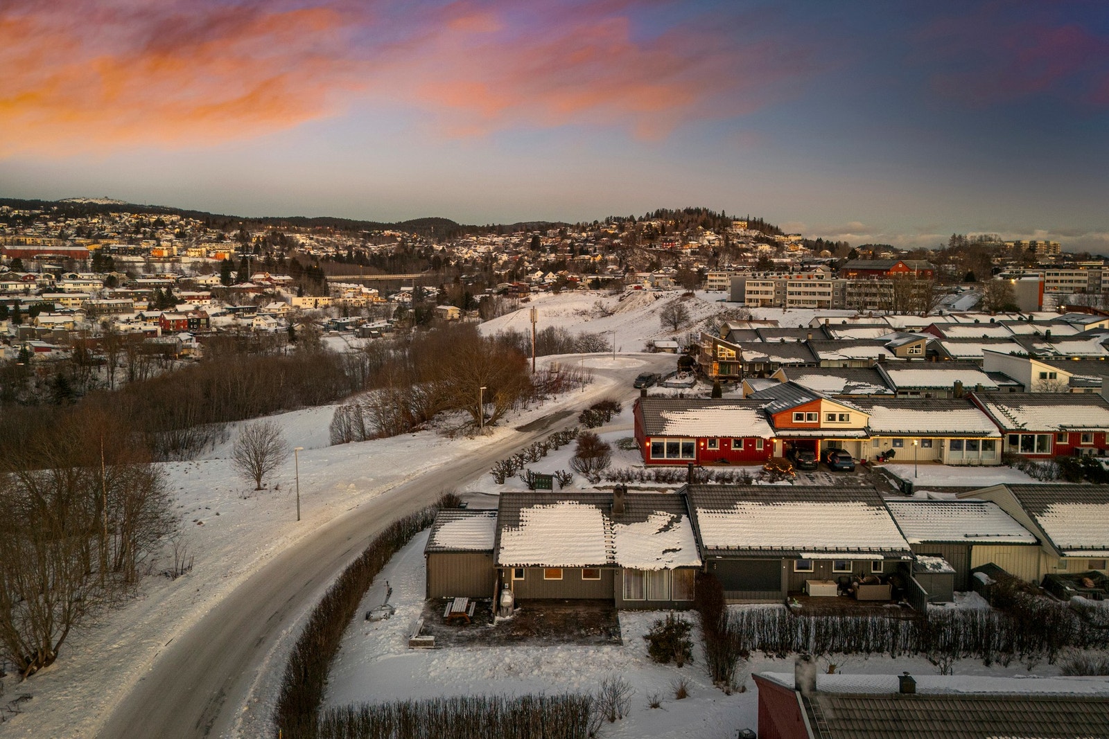 Flott attraktiv hjørnetomt. Galleribilde