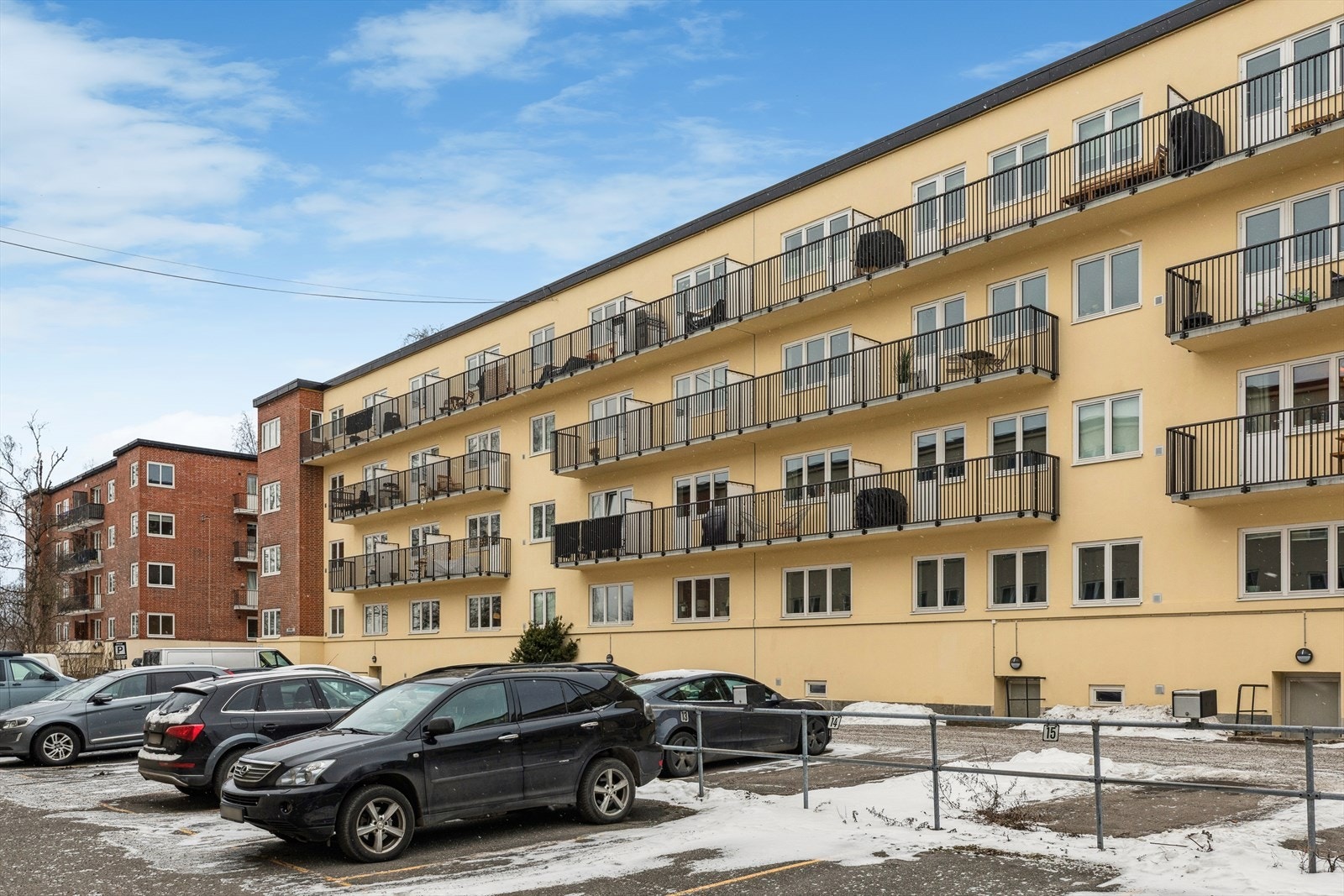 Fasadebilde. Galleribilde