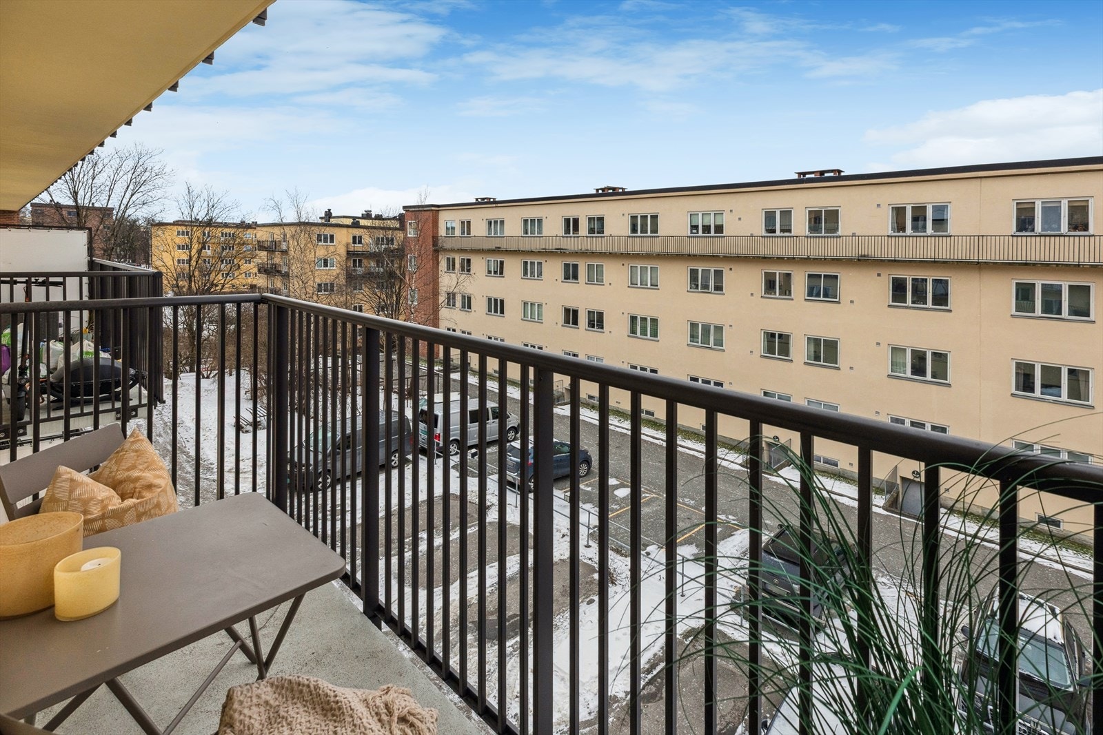 I 2024 gjennomførte borettslaget en større rehabilitering, hvor det blant annet ble etablert nye balkonger og foretatt utskifting av vinduer samt balkongdører. Galleribilde