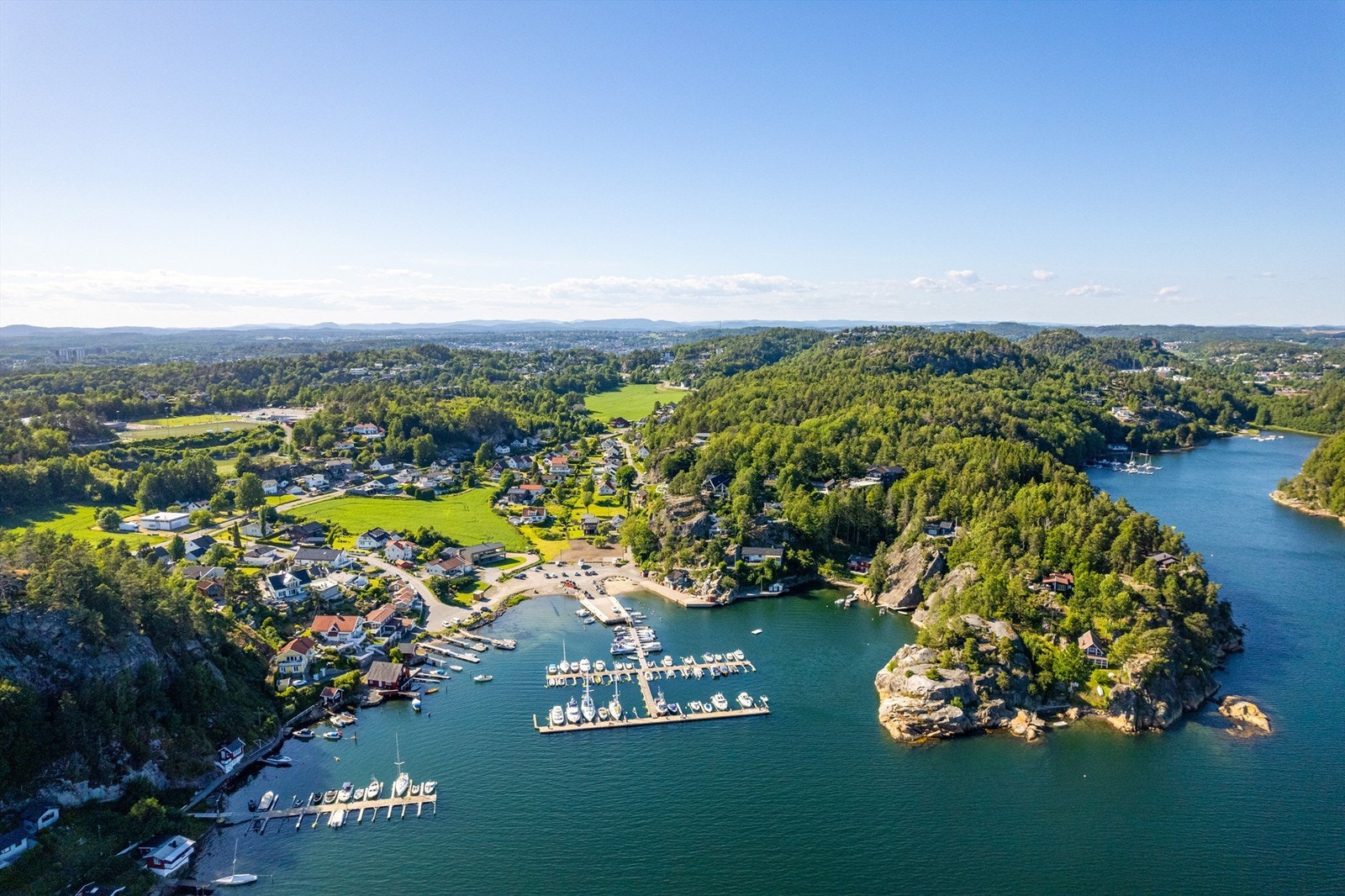 Det er 1,5 km tusleavstand til Ormestadvika - en idyllisk plass for de båtglade. Galleribilde