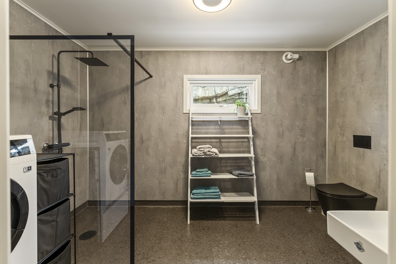 Bad/vaskerom er pusset opp i 2022 Galleribilde